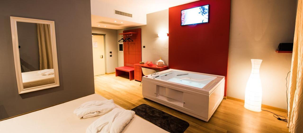Sweet Motel Verdello Экстерьер фото